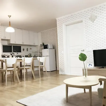 Hongdae Zoe Three Room House Seoul Exterior photo