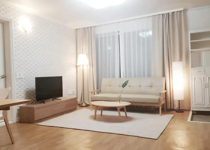 Hongdae Zoe Three Room House